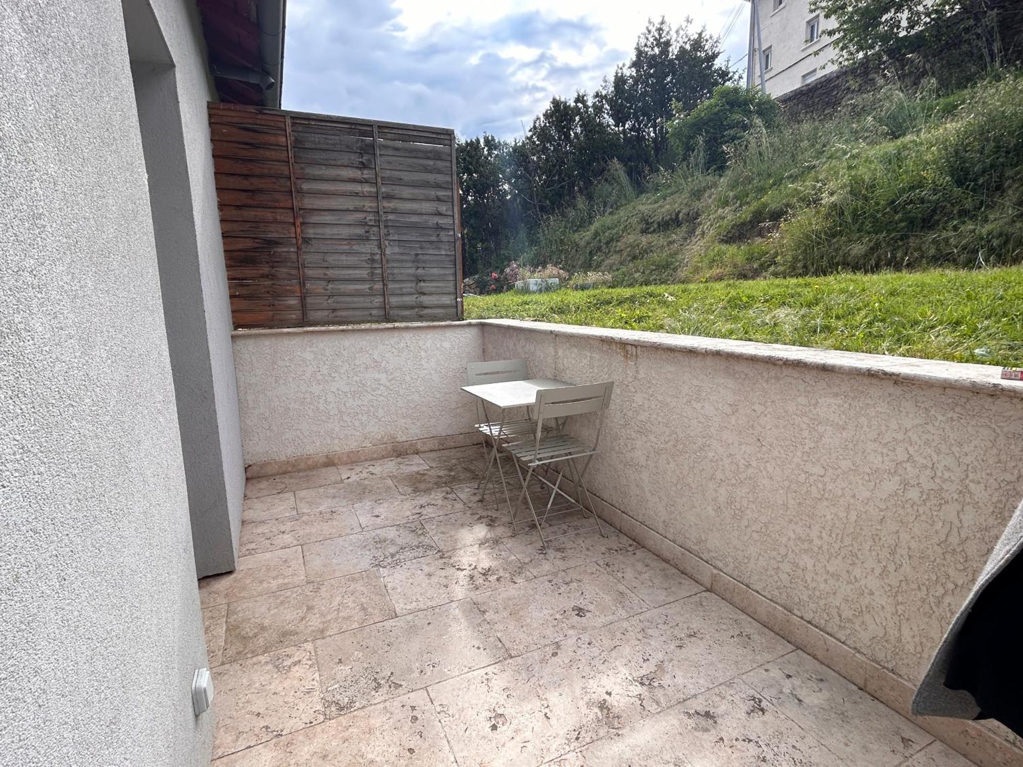 Ferienwohnung Petite Maison Studio Tout Confort Cosy Givors Autoroute Et Gare Exterior foto